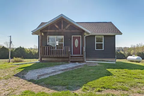 324 Broam Dr, Marshfield, MO 65706