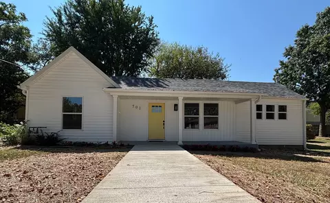 701 A St, Golden City, MO 64748