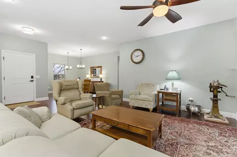 Living - 5618 E Pearson Pkwy, Strafford, MO 65757 photo 2 of 2