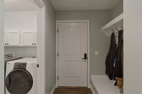 Entry Way - 5618 E Pearson Pkwy, Strafford, MO 65757 photo 2 of 3