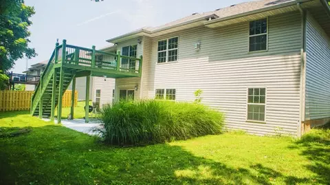 Exterior - 5618 E Pearson Pkwy, Strafford, MO 65757 photo 5 of 8