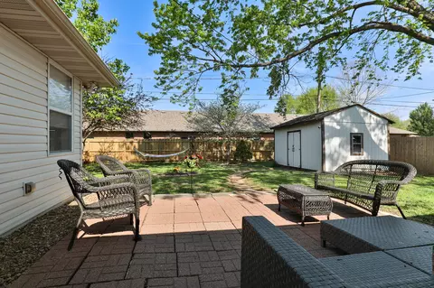 Exterior - 535 E Lasalle St, Springfield, MO 65807 photo 3 of 6
