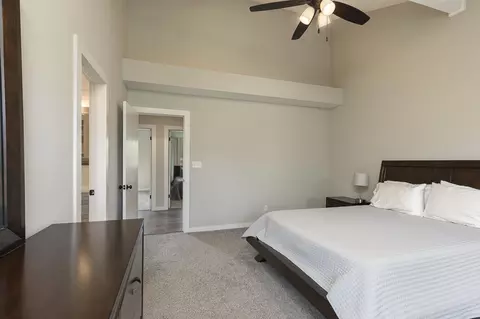 Bedroom - 535 E Lasalle St, Springfield, MO 65807 photo 1 of 5