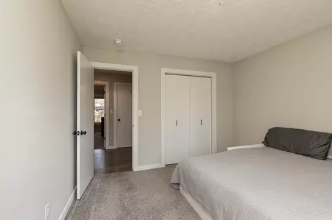 Bedroom - 535 E Lasalle St, Springfield, MO 65807 photo 5 of 5