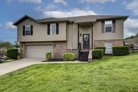 1401 S 13th St, Ozark, MO 65721