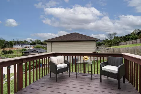 Exterior - 1401 S 13th St, Ozark, MO 65721 photo 3 of 4