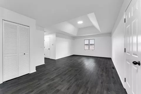 Living - 1348 E Arlington St, Springfield, MO 65803 photo 1 of 4