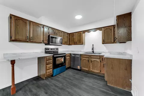 Kitchen - 1348 E Arlington St, Springfield, MO 65803 photo 1 of 2