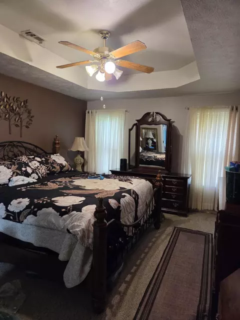 Bedroom - 131 Birchwood Cir, Branson, MO 65616 photo 2 of 2