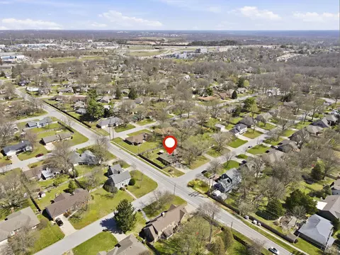 View/Area - 1811 E Vincent Dr, Springfield, MO 65804 photo 2 of 2