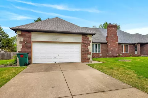 3478 S Doris Ave, Springfield, MO 65807
