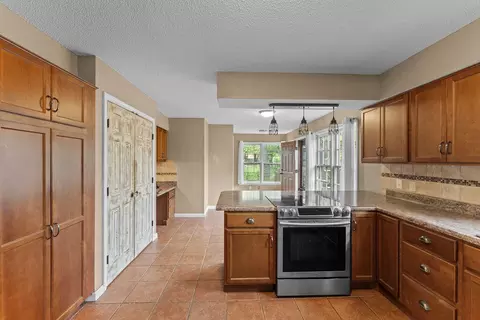 Kitchen - 3741 E Sugar Hill St, Springfield, MO 65809 photo 3 of 5