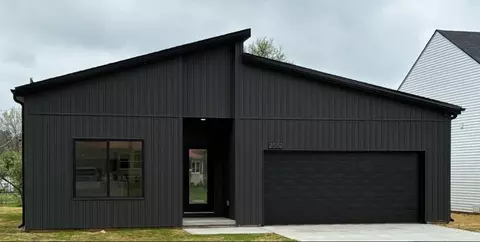 2552 W Madison St, Springfield, MO 65802