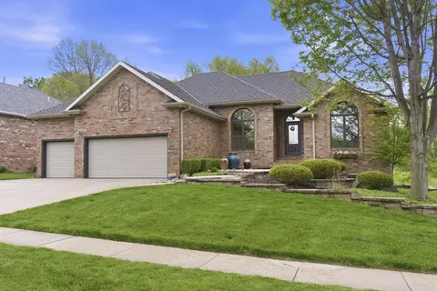 4616 S Holland Ave, Springfield, MO 65810