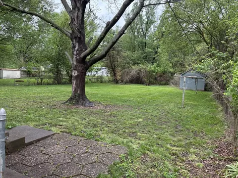 1433 S Barnes Ave, Springfield, MO 65804 photo 12