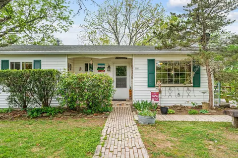 2352 Joe Bald Rd, Kimberling City, MO 65686
