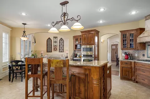 2822 E Woodford St, Springfield, MO 65804 photo 29