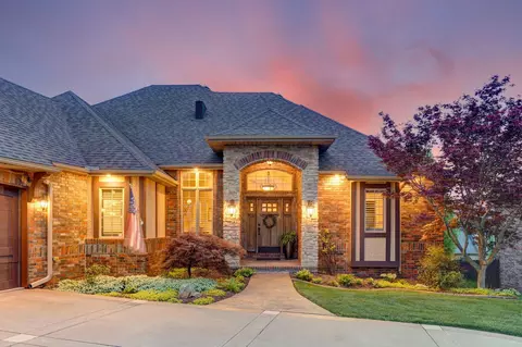 2822 E Woodford St, Springfield, MO 65804 photo 3