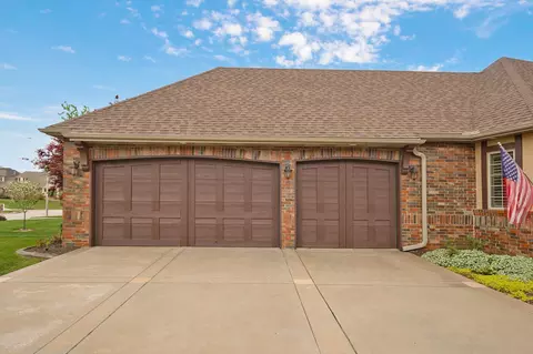 2822 E Woodford St, Springfield, MO 65804 photo 9