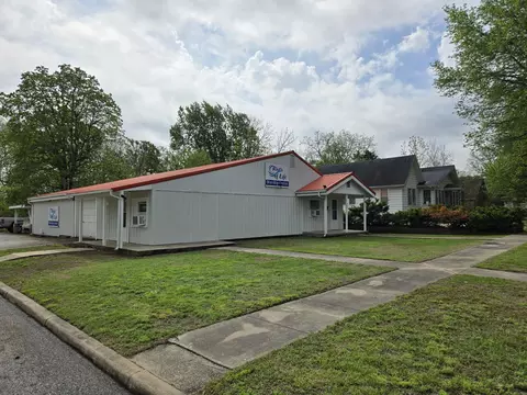 Other - 802 S Oak Ave, Aurora, MO 65605 photo 3 of 13