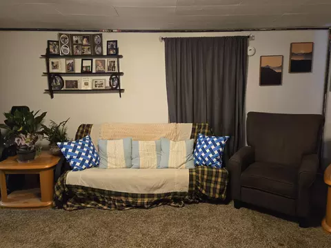 Living - 802 S Oak Ave, Aurora, MO 65605 photo 2 of 3