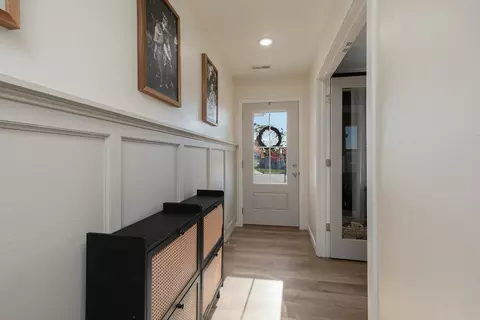 Entry Way - 1145 E Manitou Ct, Nixa, MO 65714 photo 1 of 4