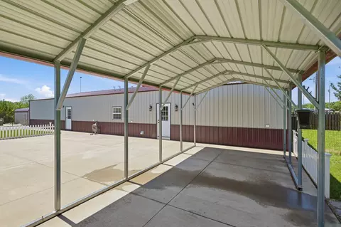 Exterior - 25151 Silent Rd, Flemington, MO 65650 photo 7 of 10