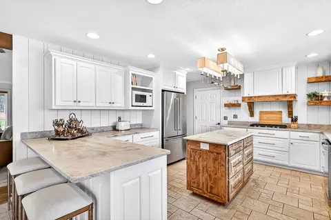 Kitchen - 775 E 505th Rd, Aldrich, MO 65601 photo 2 of 5