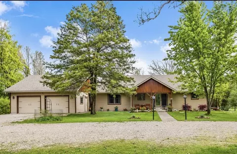 2813 Wester Bluff Rd, Fordland, MO 65652