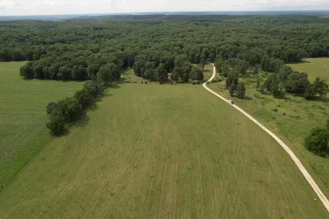 Tract 2 0000 Private Road 1184, Aurora, MO 65605