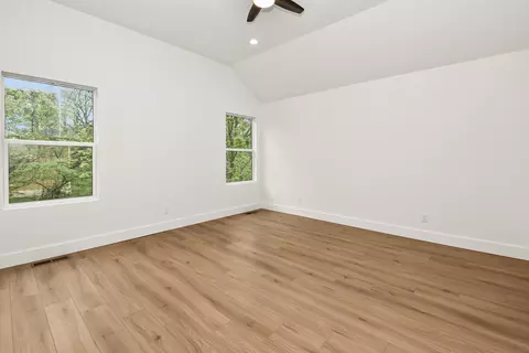 Bedroom - 2014 E Jay St, Ozark, MO 65721 photo 2 of 11