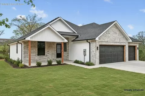 Exterior - 2014 E Jay St, Ozark, MO 65721 photo 3 of 10