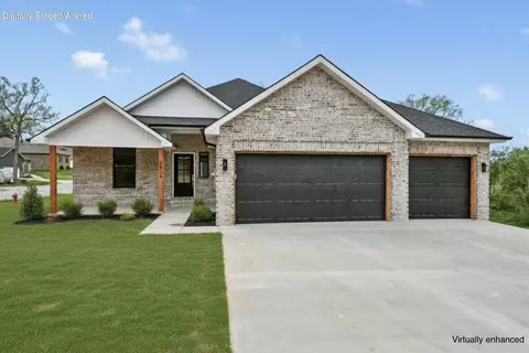 Exterior - 2014 E Jay St, Ozark, MO 65721 photo 1 of 10