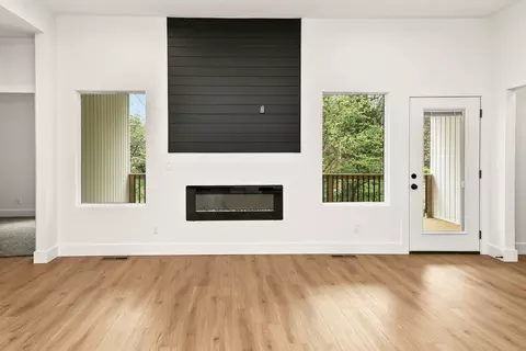 Living - 2014 E Jay St, Ozark, MO 65721 photo 5 of 5