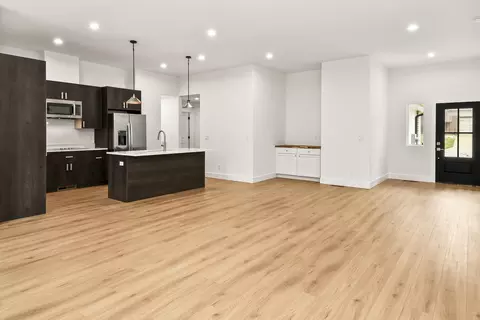Living - 2014 E Jay St, Ozark, MO 65721 photo 1 of 5