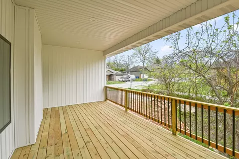 Exterior - 2014 E Jay St, Ozark, MO 65721 photo 8 of 10