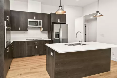 Kitchen - 2014 E Jay St, Ozark, MO 65721 photo 5 of 7