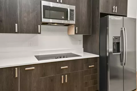 Kitchen - 2014 E Jay St, Ozark, MO 65721 photo 6 of 7