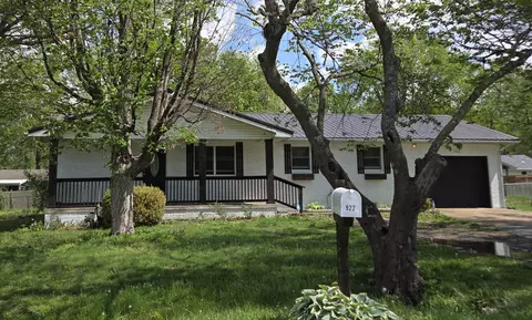 922 S Spruce St, Buffalo, MO 65622