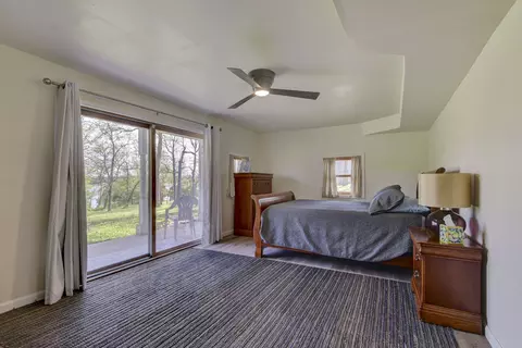 Bedroom - 27302 Cimarron Dr, Eagle Rock, MO 65641 photo 11 of 12