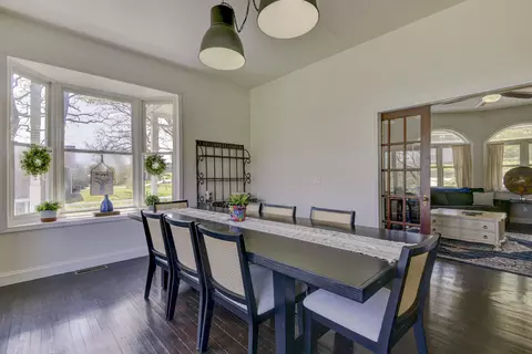 Dining - 27302 Cimarron Dr, Eagle Rock, MO 65641 photo 4 of 5