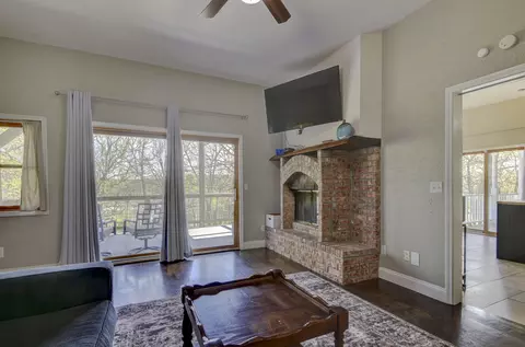 Living - 27302 Cimarron Dr, Eagle Rock, MO 65641 photo 3 of 5