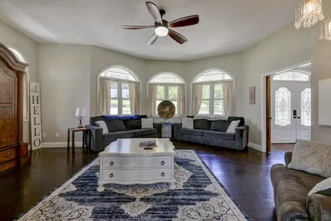 Living - 27302 Cimarron Dr, Eagle Rock, MO 65641 photo 2 of 5