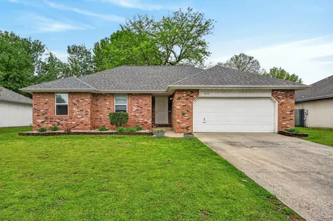 4000 W Wayland St, Springfield, MO 65807