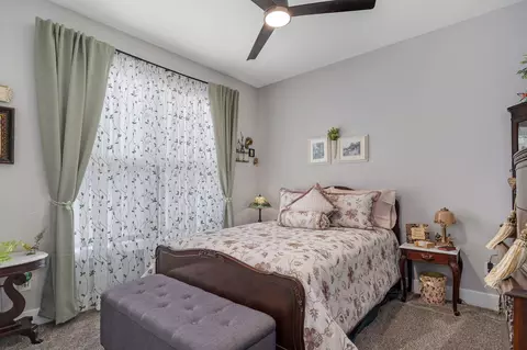 Bedroom - 4898 S Sycamore Ave, Springfield, MO 65810 photo 3 of 4