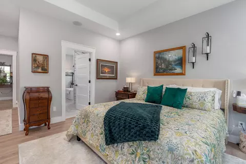 Bedroom - 4898 S Sycamore Ave, Springfield, MO 65810 photo 2 of 4