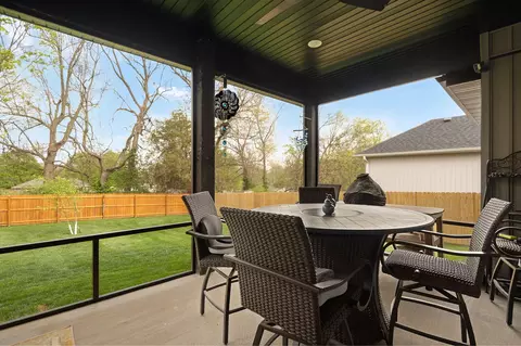 Exterior - 4898 S Sycamore Ave, Springfield, MO 65810 photo 5 of 10