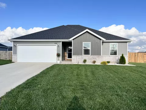 878 S Woodland Hills Ave, Rogersville, MO 65742