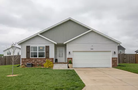 586 S Caroline Ave, Republic, MO 65738