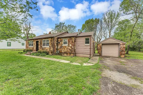 307 W South St, Marionville, MO 65705